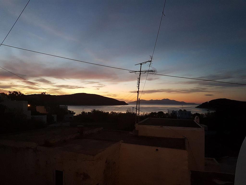 Thea Serifos Livadakia Exterior photo